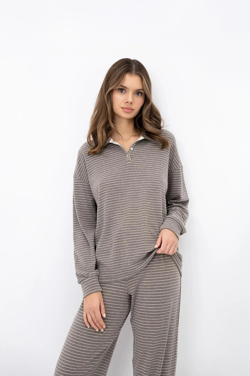Amaya - pigiama da donna in lyocell e viscosa a micro righe