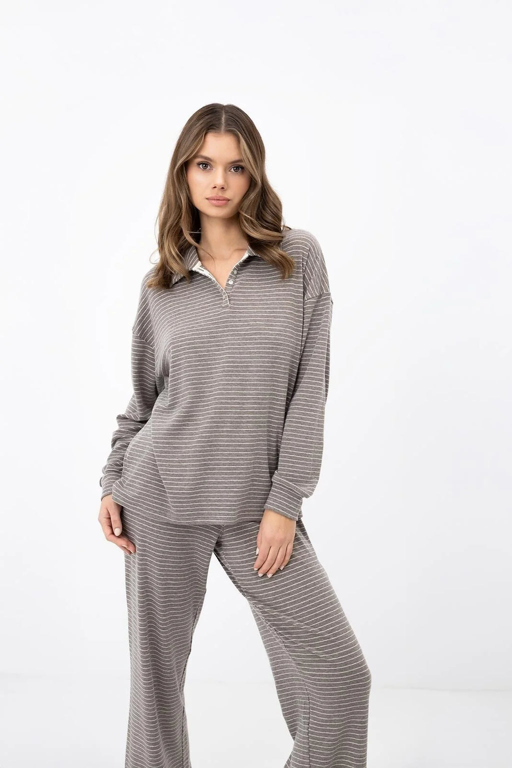 Amaya - pigiama da donna in lyocell e viscosa a micro righe