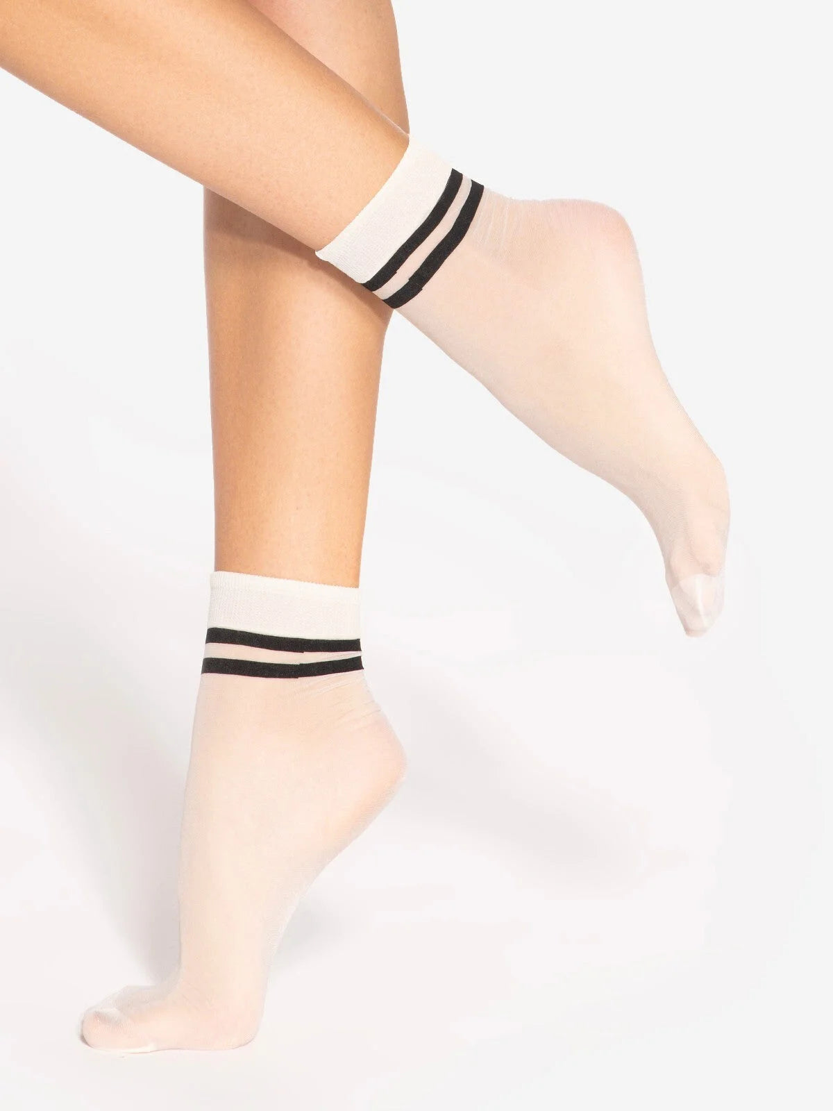 Calzini da donna velati 15 den - vibes 03
