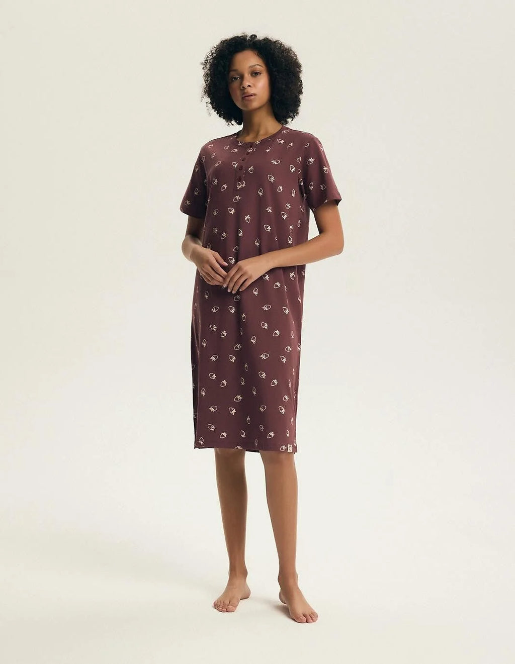 Evika - camicia da notte in cotone con stampa fragole